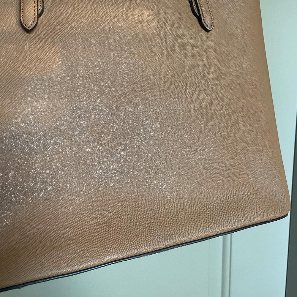 Michael Kors Tote - Picture 12 of 12